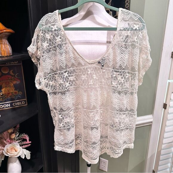 Torrid White Lace Top Size 1XL - Picture 1 of 8